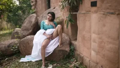 Resmi R Nair – Streaming in White Saree 2024 UNRATED Hindi Hot Video